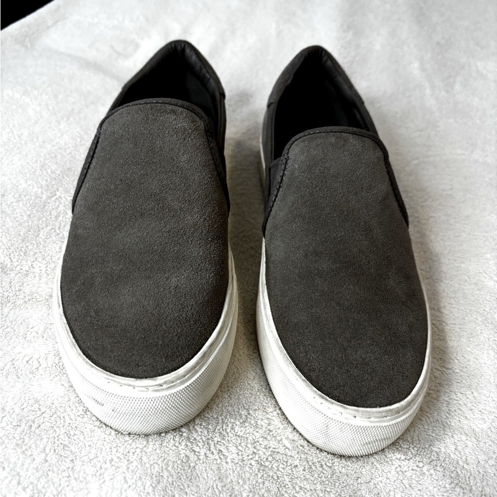 UGG Jass Slip-On Sneaker